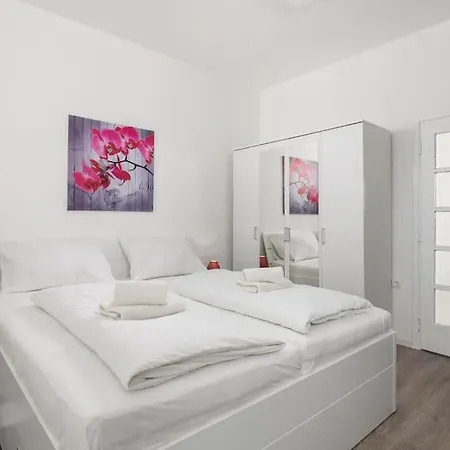 Apartman Jasmina 2 Rijeka Exterior photo
